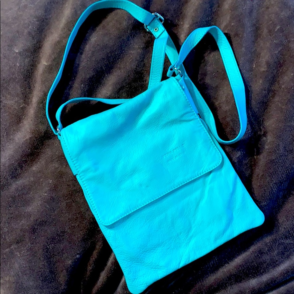 Vera Pelle Torquois Leather crossbody